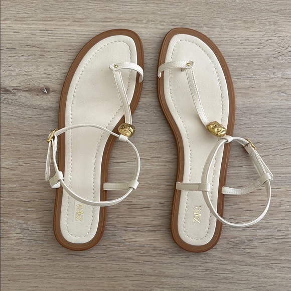 Zara Cream Metal Embellished Flat Sandals - Picture 4 of 7